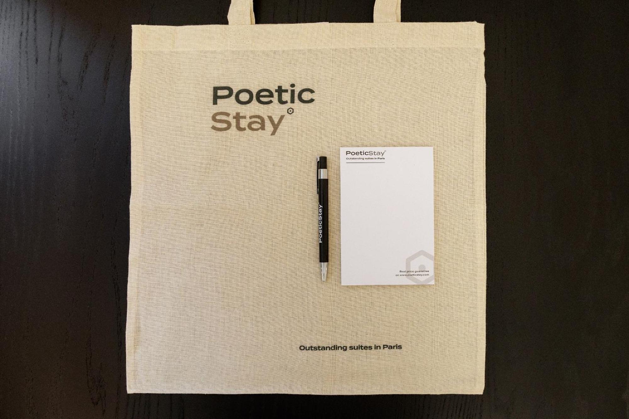 Poetic Stay - Champs Elysees باريس المظهر الخارجي الصورة